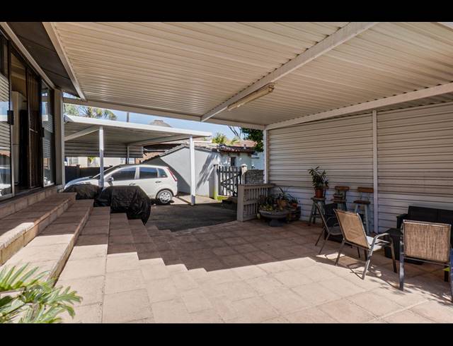 3 BEDROOM HOUSE SOLD IN BLUFF
